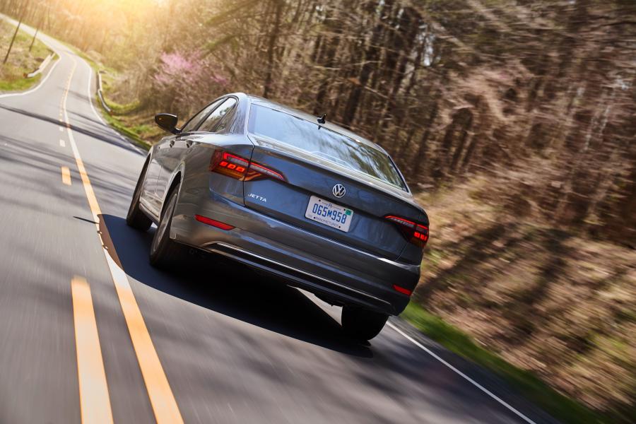 Volkswagen Jetta SEL 2018 года  (NA) (фото 10 из 16)